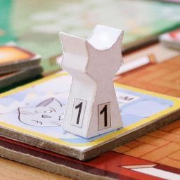 Diseñador Industrial y gráfico, embarcado en el diseño de juegos de mesa #unavidadegatos #elbosque #lagraninvasion