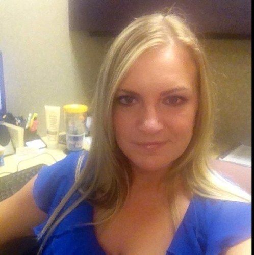 christinas_08's profile picture. 