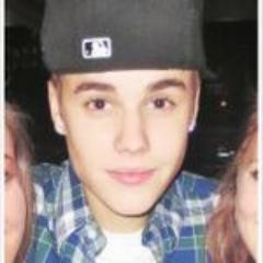 ser fan de justin bieber es un orgullo pero ser belieber es un don de dios t amo justin bieber y tambien amo a daniel soto =D