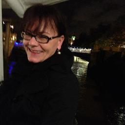 Hi I am mary I am 39 years old , Living in London. I am working as a manager in London for a company called Bright horizions working with 1-4 year olds