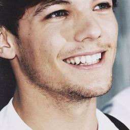 i'm falling for your eyes but they don't know me yet
