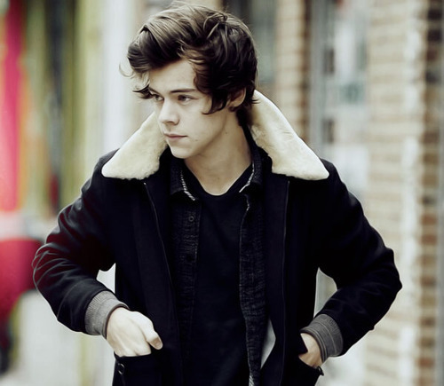 Hey, me sigam amores sigo todos de volta! Haha, Directioner aki ein! Bjuu!