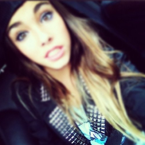 AliyanaBiebs's profile picture. Mirror Mirror on the wall, Jariana slays so fuck you all. ♡ #stillkidrauhl