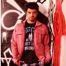 Ator, capoeirista . Atualmente em malhaçao como Bruno:) TWITTER OFICIAL.
http://t.co/fZPvgVmTCJ