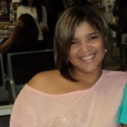 17 anos, libriana, flamenguista, super extrovertida,
solteira, de bem com a vida e muitoooo feliz. https://t.co/hTfCszvP4Q :)