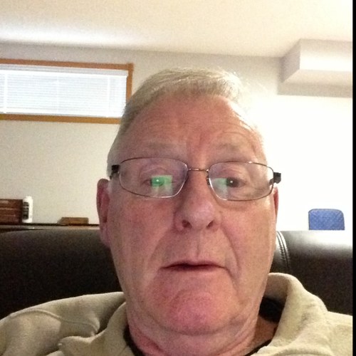 DeinnesInnes's profile picture. 