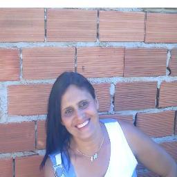 Sou uma pessoa abençoada por Deus pois tenho   4 filhos maravilhosos,Deus que eu possa estar sempre mais perto de ti .Te amo meu JESUS maravilhoso!!!
