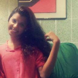 A beleza é enganosa e a formosura é passageira, mas a mulher que teme o Senhor será Louvada. - Provérbios 31:30
