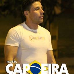 Educador Físico, Educador Cultural, educador Social e Personal de Capoeira.
Physical Educator, Educator Cultural, Social and Personal teacher of Capoeira.