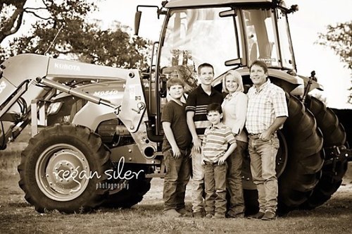 deonnodell's profile picture. The happiest people don't have the best of everything, They just make the best of everything!!!