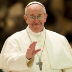 Su Santidad Papa Francisco, Les llevamos un poco de su enorme LUZ a través de sus sabiduría en español.