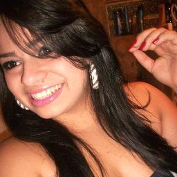 Nao fale, nao conte detalhes, nao satisfaça a curiosidade alheia. A imaginaçao dos outros já é difamatória que chegue.