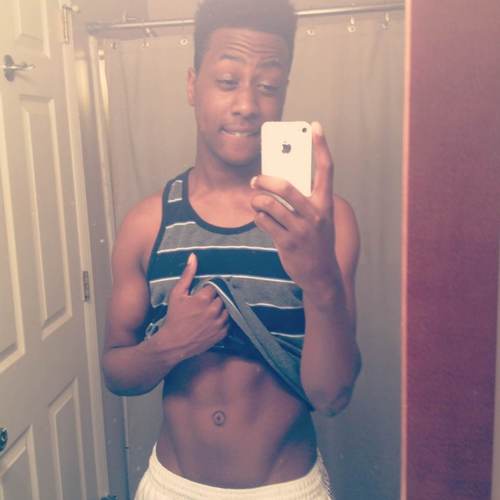 MPR TRE...TRILL GANG ..GET WITH THE MOVEMENT ..DONT ASK HOW OLD I AM LADIES  IM LEGAL ..FOLLOW A REAL NIGGA