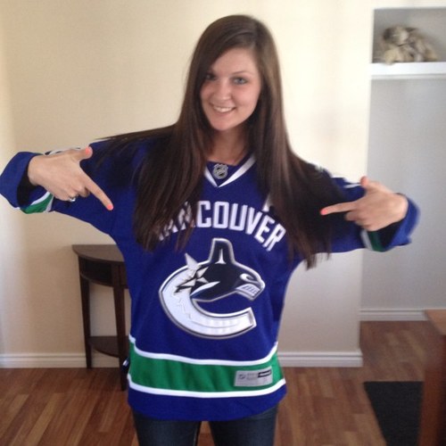 jes_schaeffer's profile picture. 