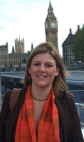 No longer used profile (since 2010 predominantly). For recent tweets consult @tamlangley.