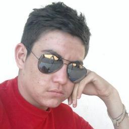 emesitho's profile picture. humilde, sencillo, amistoso, honesto aunque a veces mi honestidad suelen confundirla con crueldad :3... en fin soy quien soy, ÚNICO... el EME para los amigos :3