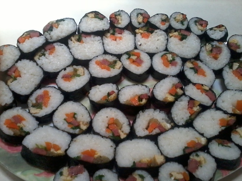 mariaindah49's profile picture. 