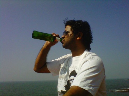 If you really think you are going to get a partner here .. Seriously grow up .. And yeh lastly Mumbai rocks !!