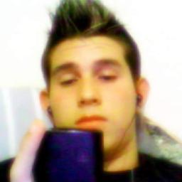 16 anos , colorado ,bipolar é isso *-*