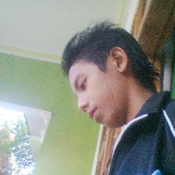 Opon Rachmad Hidayatullah | 19-04-1998 | SMPN 1 Kraksaan | Mention For FollowBack