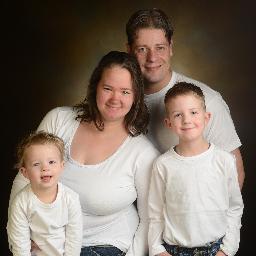 moeder van 2 kinderen hendrik (8 jaar ) jennifer (5 jaar )
