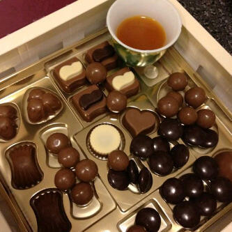 Am cool to be with,like making frds, smile a lot nd I love being happy