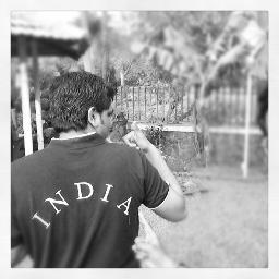 Mumbaikar, Die-hard North-Stander, Blood Group - Cricket +ve; Worships @sachin_rt and by Profession.. A Marketer !