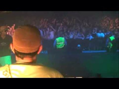djin since 1998 in the bhangra scene in australia/ big passion for the a-league and any aussies playin football aboard #everton #melbvictory