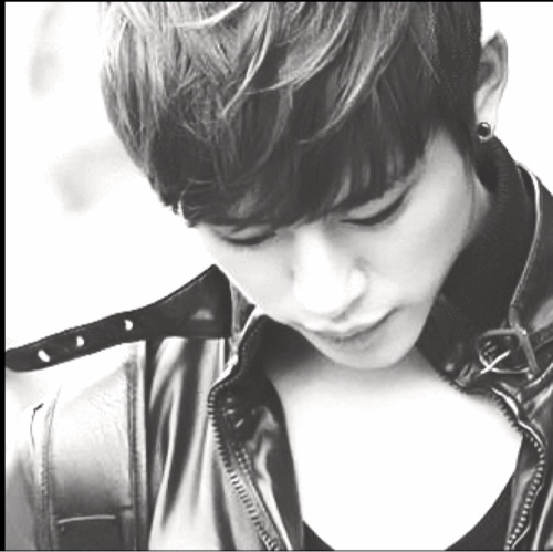 B.A.P
대현( ro )bot