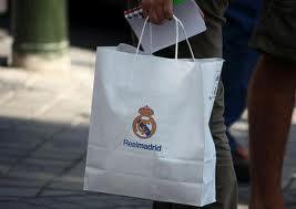 madrista sejati onlineshop madrid merapat kesini donk !!
info CP : 085220113391/085795926548 267658c0 pinBB parnert with @FansRMFC_ID  #HALAMADRID