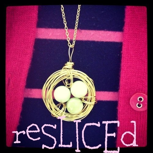 reSLICEdSC's profile picture. Handmade jewelry / purses by @jordslice11. Find the shop on @Etsy & keep up on http://t.co/9NgRxYntV6!