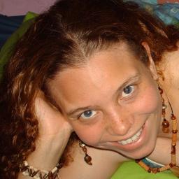 Extraña pregunta sobre la existencia de nuestro Ser..Quién soy?  Soy lo que soy. Artista, Poeta, Soñadora, Ecologista, Filosofa, Comunicadora Social...