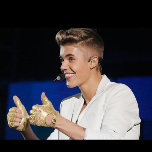 It all began in 2007 when my sister sent me a link of a little boy singing cry me a river :))) April 13th was amazing!