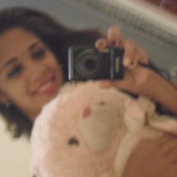 Jamile tenho 18 anos, namorando e sou Florestana...
 Nem todo sorriso é sincero...