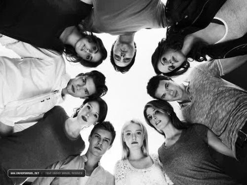 A family that will live together forever♥ We're immortal.Blood sucker & Big dog. MinCullen & co-minWolfe is here☺. Friendly is our first priority. #TwihardCoven