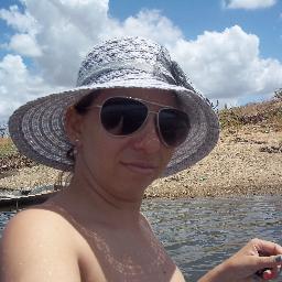 Quem se descreve se limita!