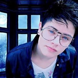18/06/11 Criado/Oficializado/Seguido pelo @CHRIS_LEAO ♥