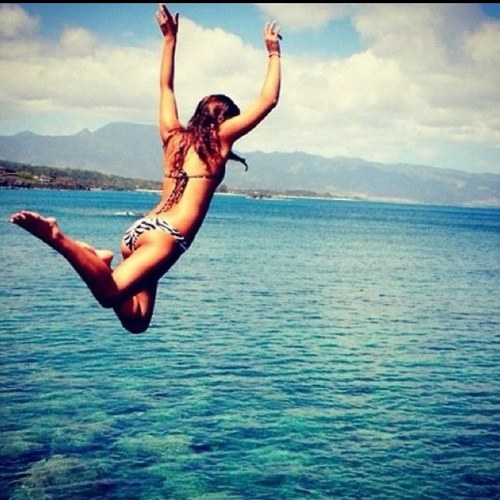 i'm your average teenager just trying to live while i'm young
