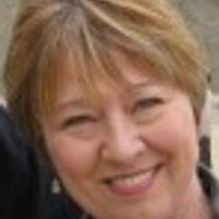 Debi Willis (@moviesandtravel) Twitter profile photo