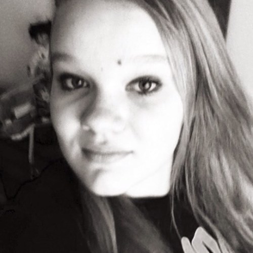 Rhiannon Wardwell. 13. Self harm+depression. Life is a cancer. Bvbarmy. Wake up Mitch.