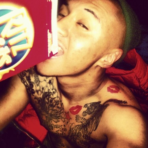 #TeamBMW,#TeamTatted,#TeamDallas,#TeamBoxin,#TeamCollege....Plz Just try not To Look Too Hard!!