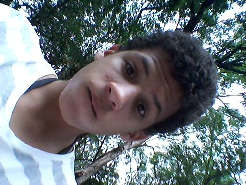 Aqui apaga mas não bate, aqui é só raçudo com força pra lutar enfrentar todo mundo ♫ ♫ 
#EU #SOU #DOS3
Ao cubo 3