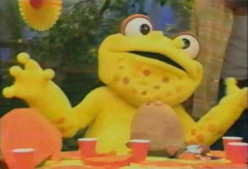 Out here grindin' on dat poliwag life.  PARODY ACCOUNT & and is not affiliated with Gullah Gullah Island
