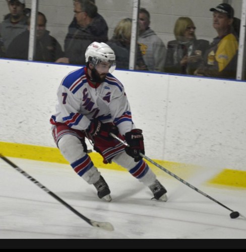 jordan_furcoat's profile picture. #7 for the Ottawa Junior Canadians and #2ing right now...