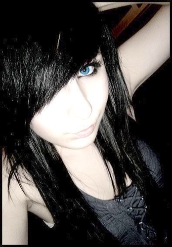 Wassup?! It's Alexis Lara. I am 13 yrs old. I luv music & wrestling. I am looking to start a band in 8 or 9th grade. My favorite band has to be BVB.
