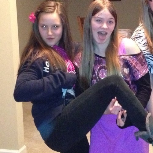 Justin Bieber,emblem3,dancing, horror movies,eachother (as Bfflads) ❤ texting Well Follow us please!☺