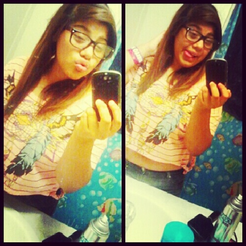 i walk the halls at eastwood high 33 class of 2016 softball 3 single ^_^ just follow n ill follow u back ;D