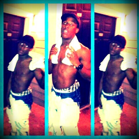 CEO Of Freebandz Lady Bandz Hood Niqqa, Row Love r No Love XxX Boss Thuggin It Out with XxX niqqas Follow Me In I Will Follow Yhu Back.... kik me Freeband...