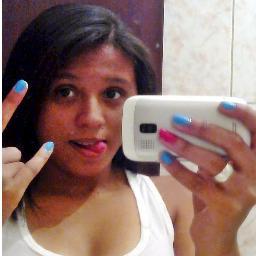 O importante é ser feliz , e não ligar pro que os outros pensam !