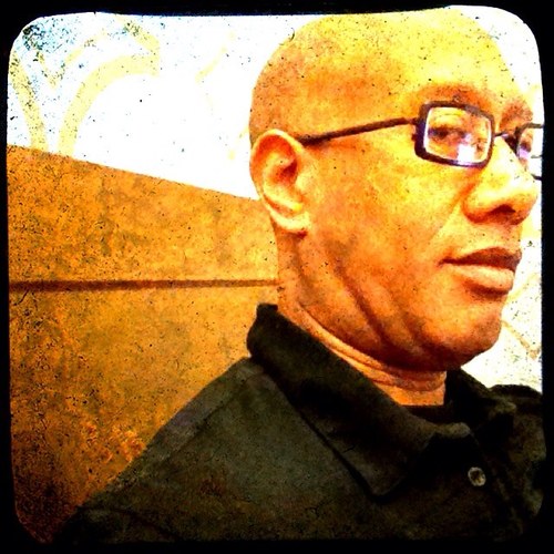 sleepiedigitz's profile picture. former drummer: The Connells, Parklife, The Veldt, Jennyanykind, keys and percussion for Lamps, songwriter/producer of Silveradio.